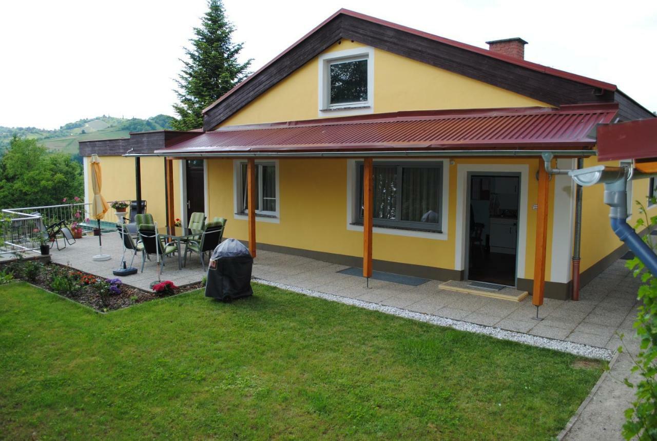 Haus Renarth - Michaela Pro Apartment Kitzeck im Sausal Exterior foto