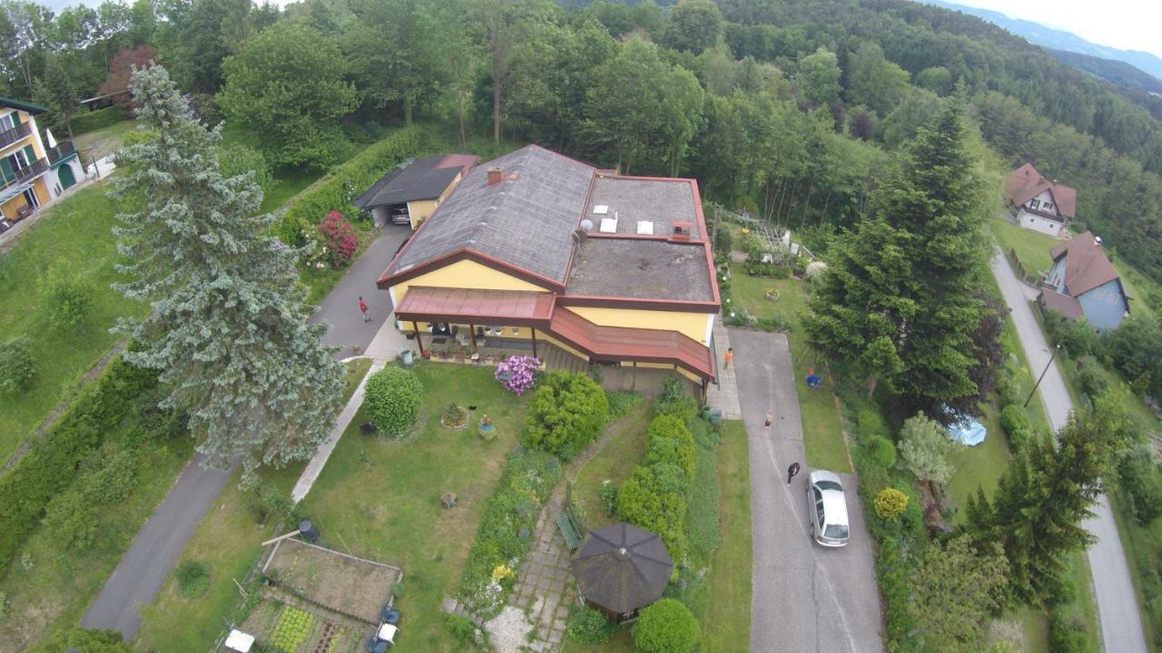 Haus Renarth - Michaela Pro Apartment Kitzeck im Sausal Exterior foto
